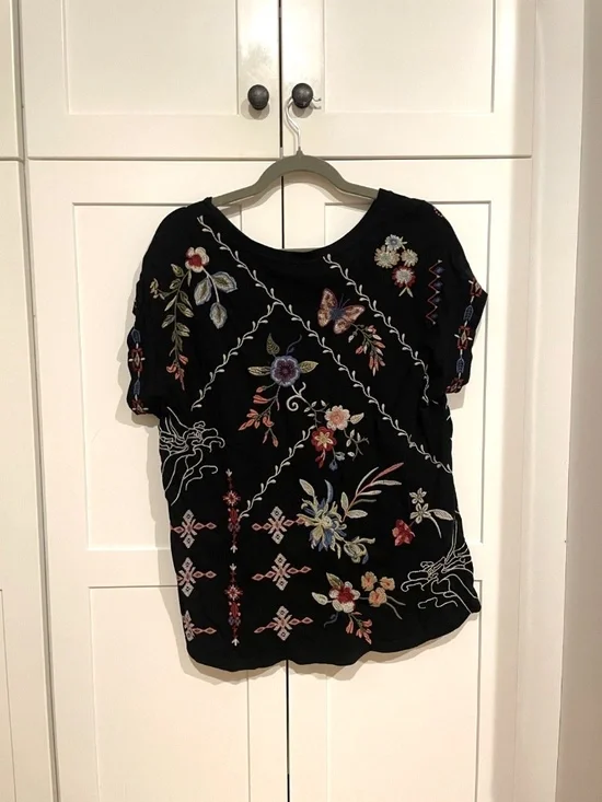 Johnny Was Black Floral Embroidered multicolor Cotton Top Size Large - Picture 7 of 8